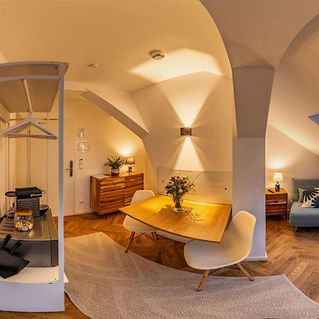 Ferienwohnungen Leipzig Musikviertel Zentrum Sued - Zentral Und Dennoch Ruhig Bagian luar foto